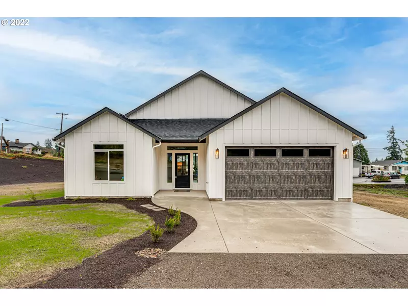 901 Cloverdale RD, Kalama, WA 98625