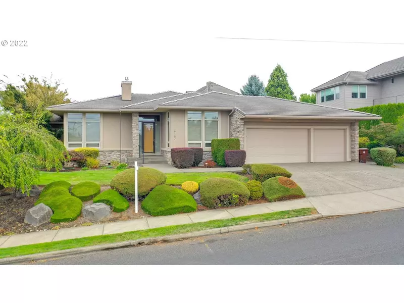 3147 NW 18TH AVE, Camas, WA 98607