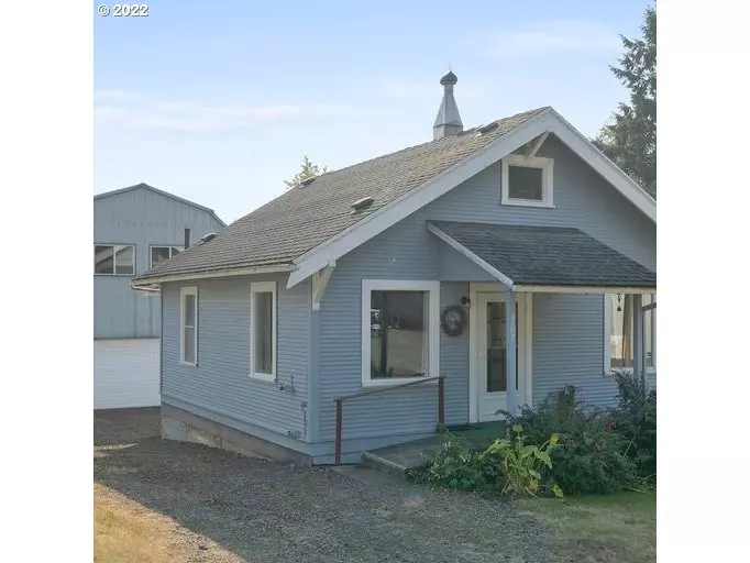 307 FIR AVE, Garibaldi, OR 97118