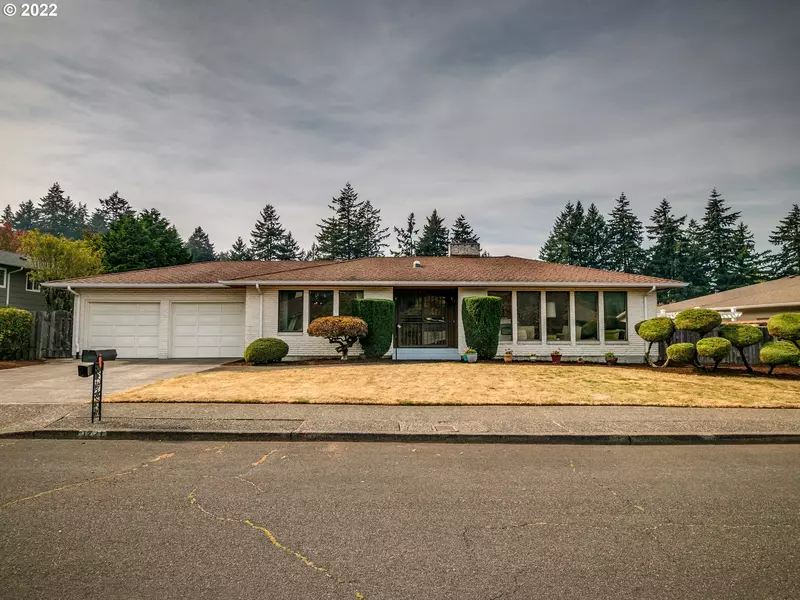 1221 NE 136TH AVE, Portland, OR 97230