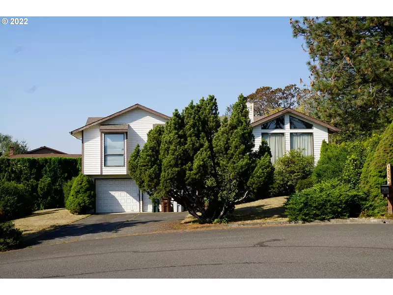 12175 SE 106TH AVE, Happy Valley, OR 97086