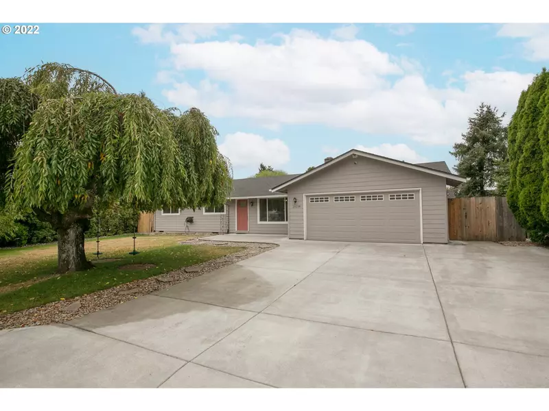 10218 NW 15TH AVE, Vancouver, WA 98685