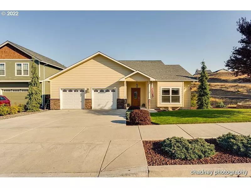 429 SUMMIT RIDGE DR, The Dalles, OR 97058