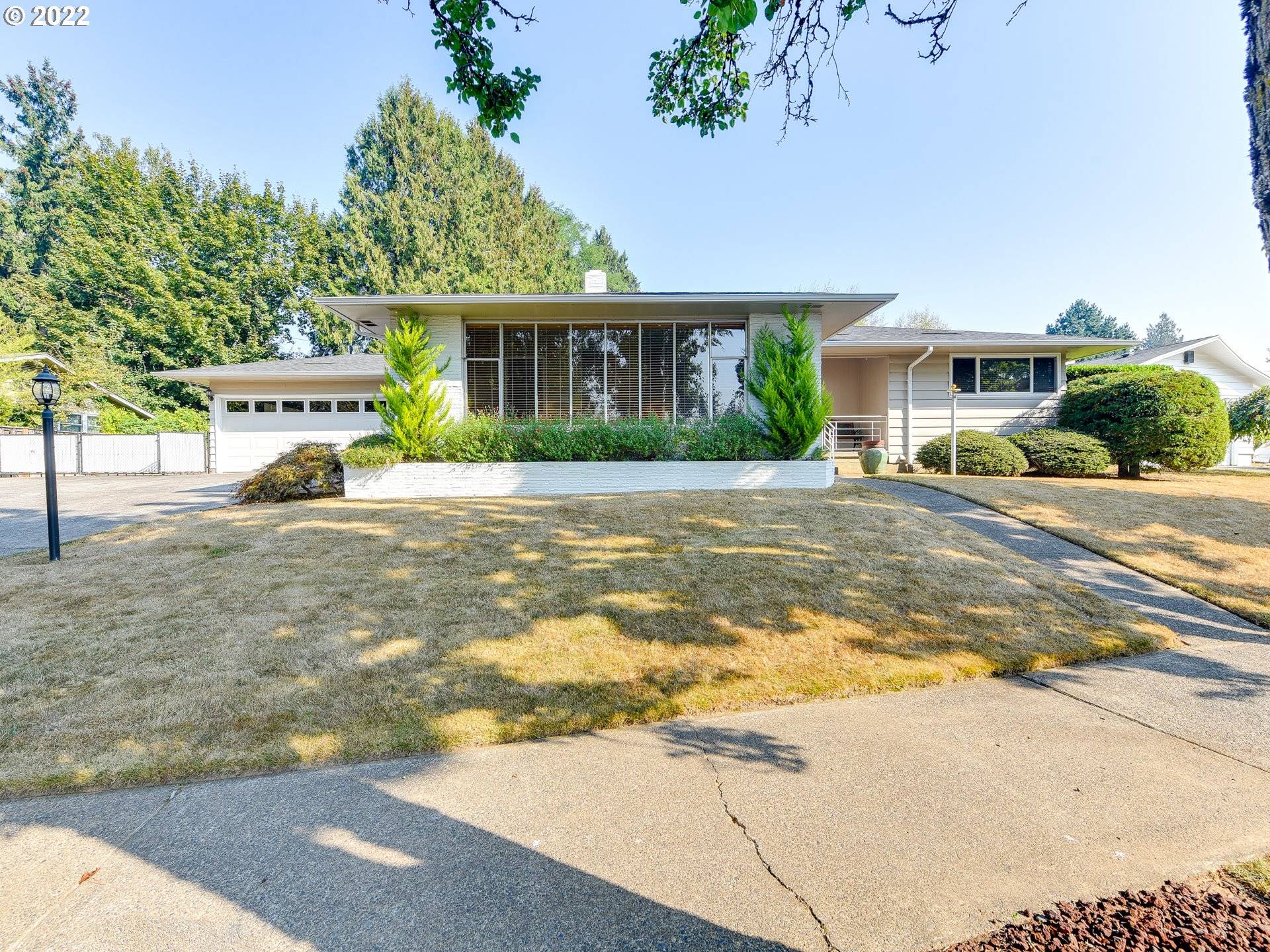 2140 SE 104TH DR, Portland, OR 97216