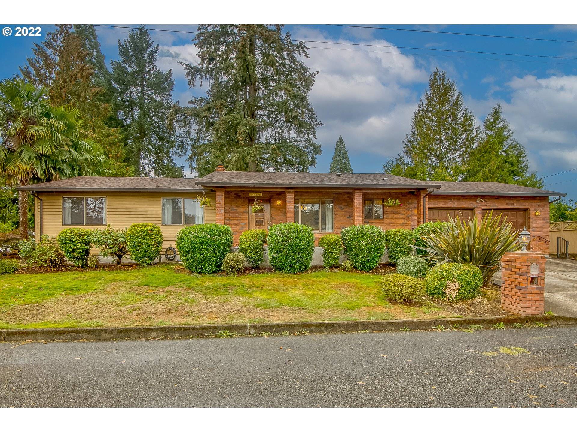 18335 DICKERSON LN, Gladstone, OR 97027