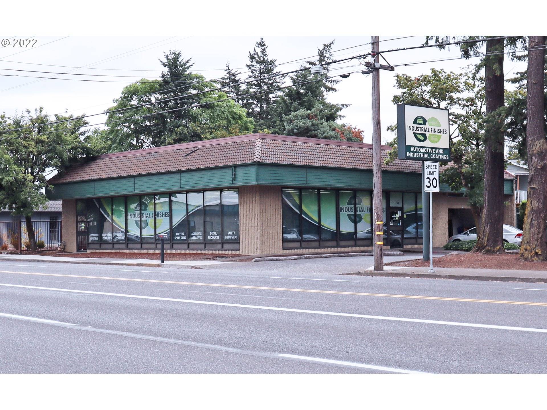 11744 SE STARK ST, Portland, OR 97216