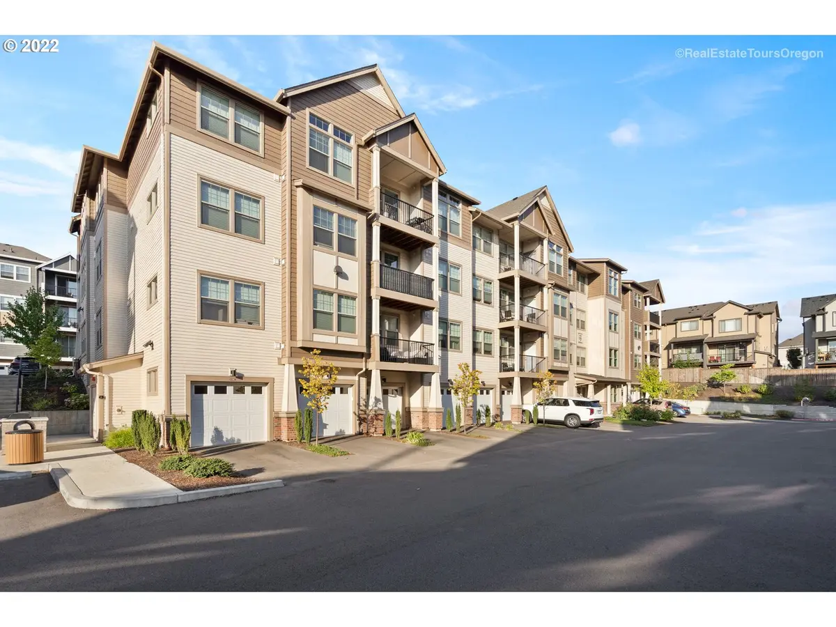 17137 SW APPLEDALE RD #303, Beaverton, OR 97007