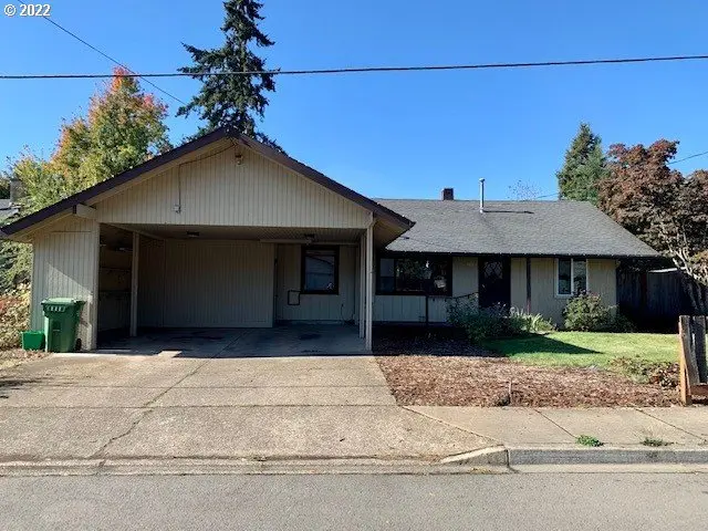 115 S R ST, Cottage Grove, OR 97424