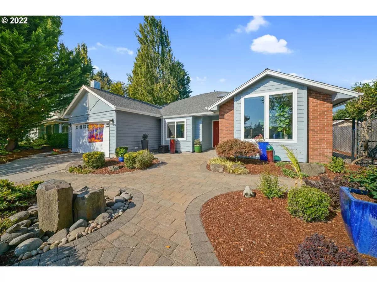 Keizer, OR 97303,885 FIR CONE DR NE