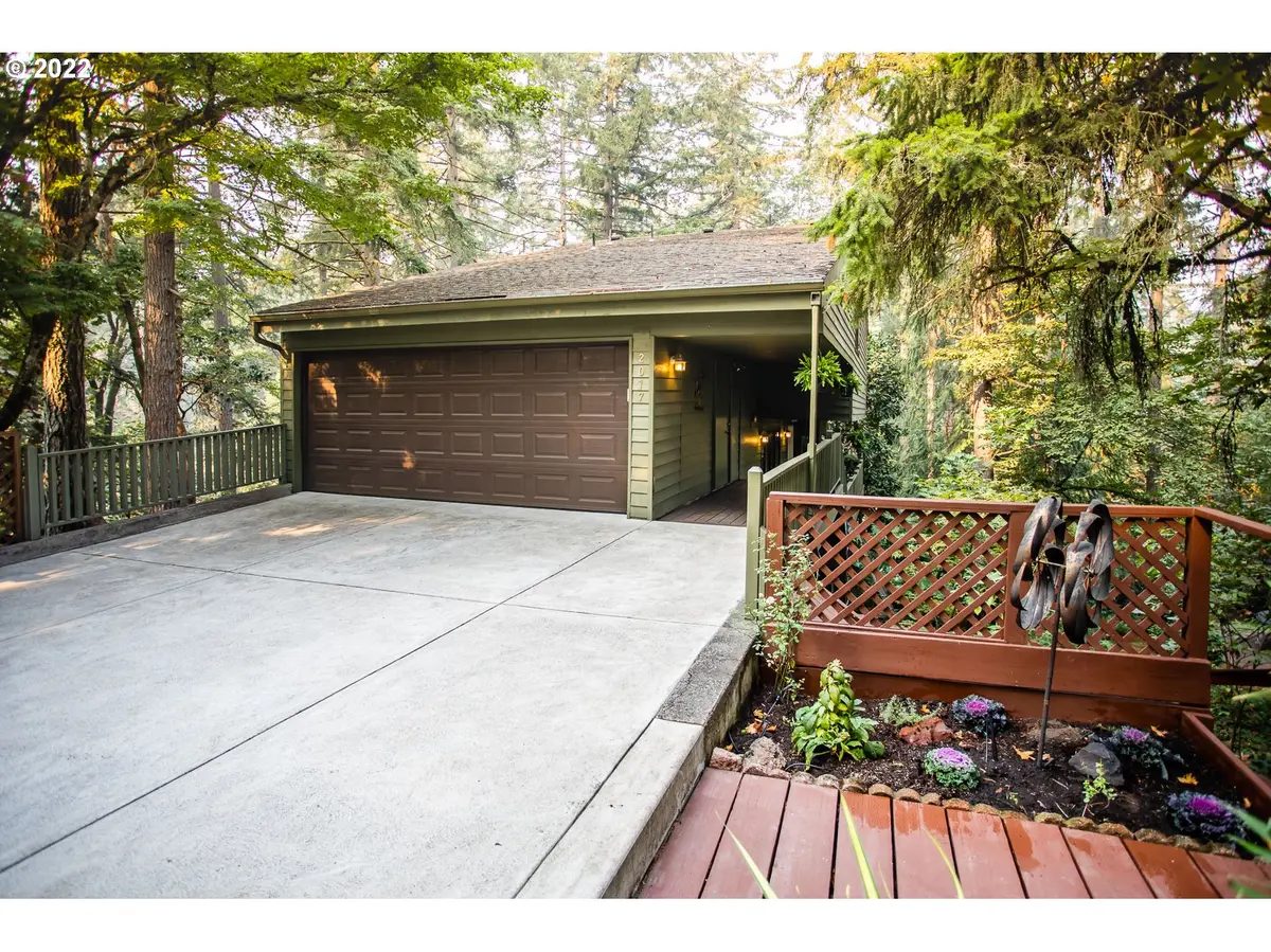 Eugene, OR 97405,2017 KIMBERLY DR