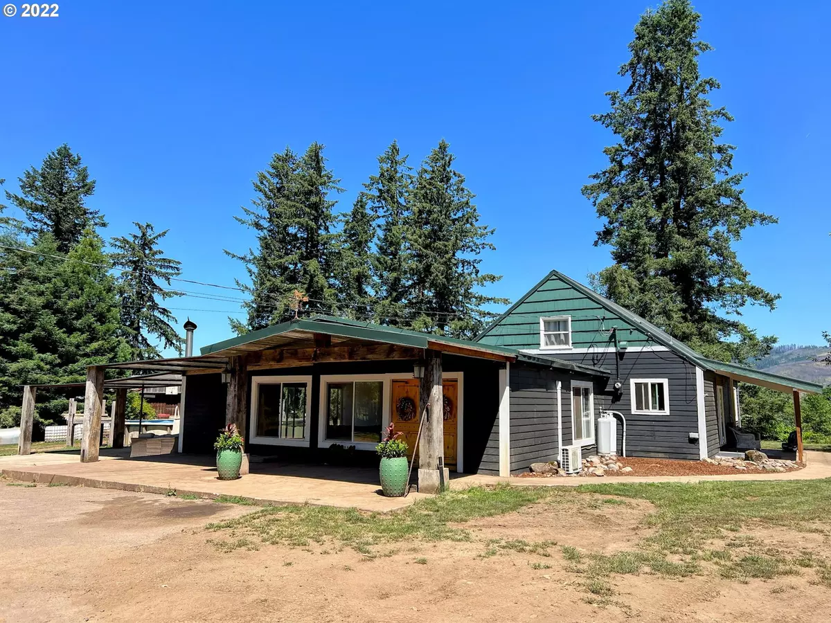 Gates, OR 97346,39696 GATES SCHOOL RD