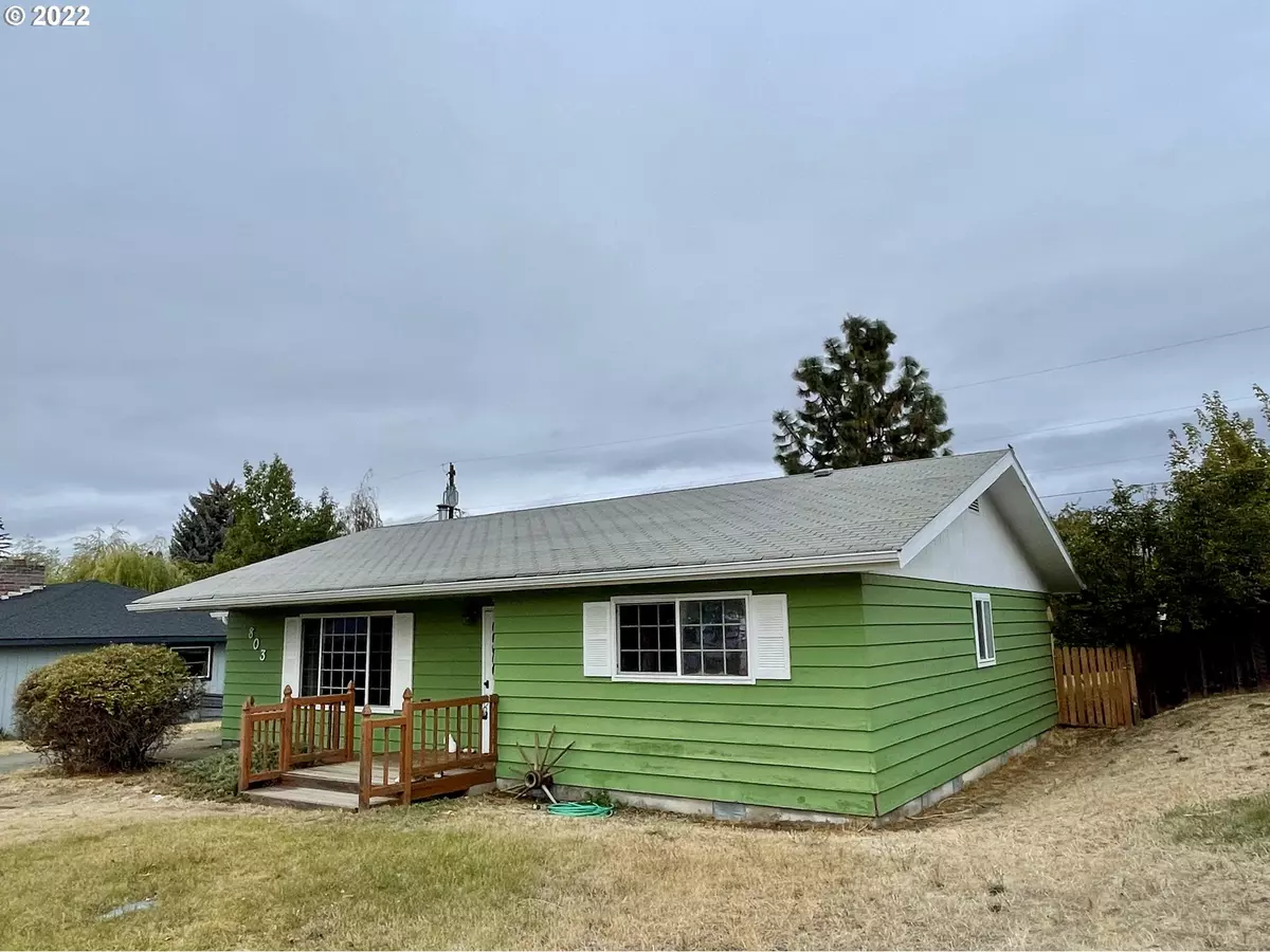 Goldendale, WA 98620,803 ELM DR