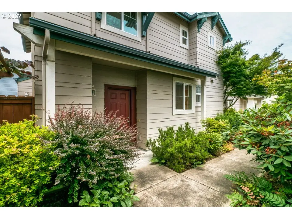 Eugene, OR 97402,1656 HAMLET LN