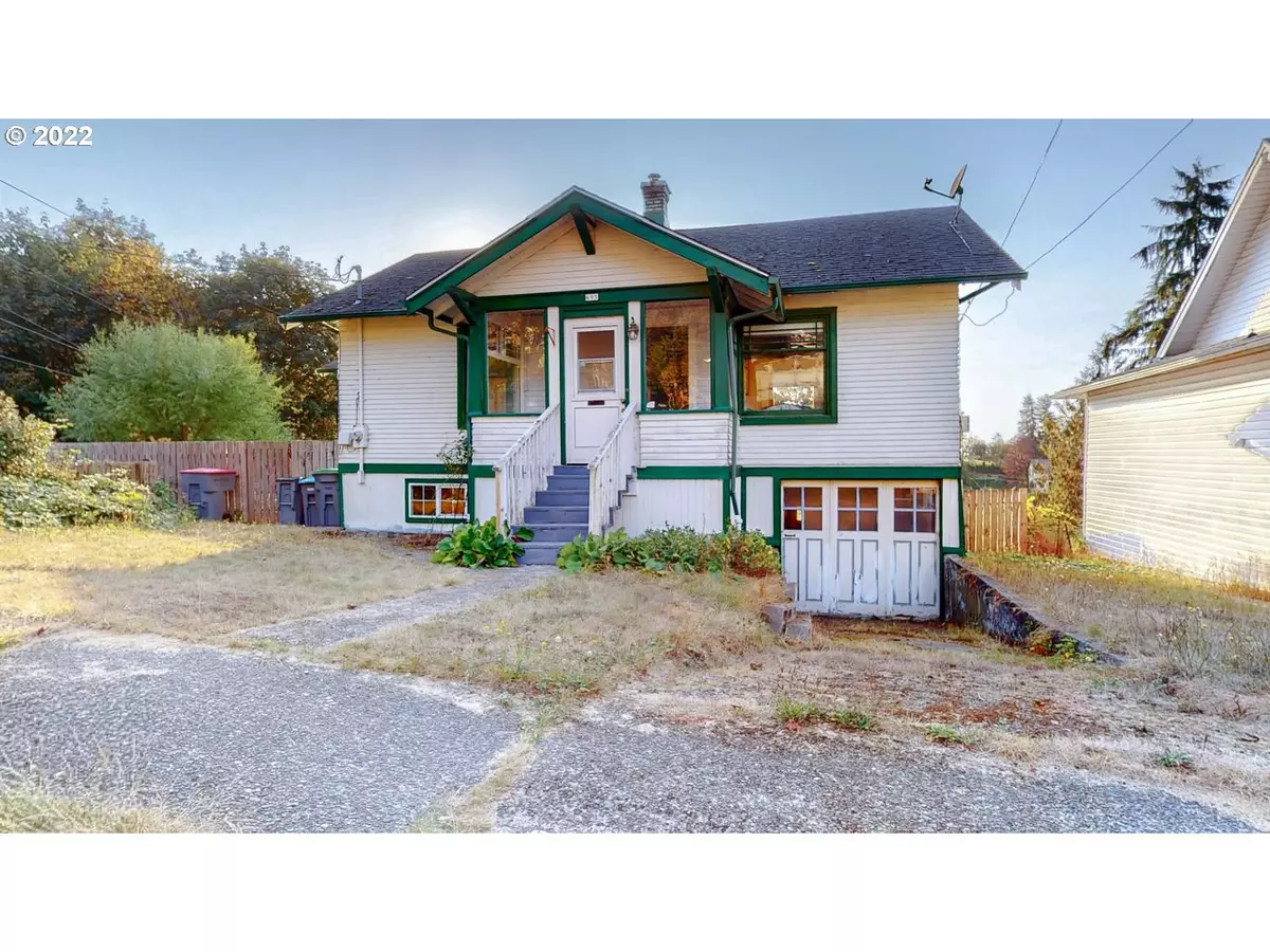 Astoria, OR 97103,695 39th ST