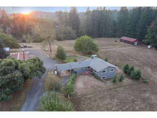 24042 S UPPER HIGHLAND RD, Colton, OR 97017