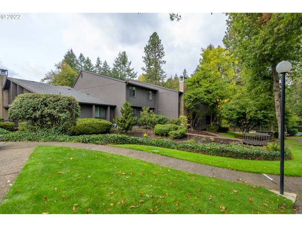 105 Westbrook WAY, Eugene, OR 97405