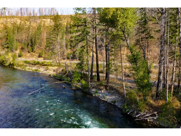 Blue River, OR 97413,Gamby LN