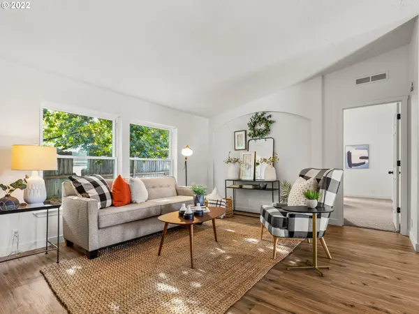 6336 SE 142ND AVE, Portland, OR 97236