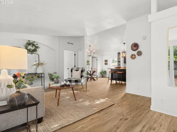 6336 SE 142ND AVE, Portland, OR 97236