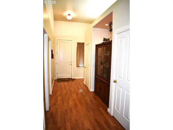 Eugene, OR 97401,491 COVEY LN