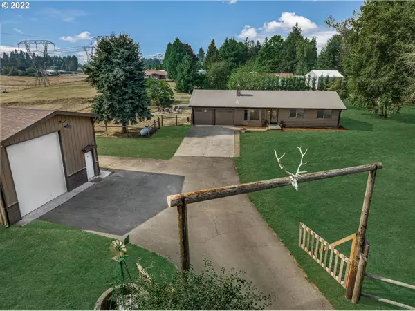 Sandy, OR 97055,20185 SE SEIBERT LN