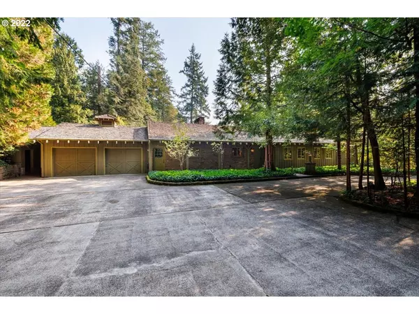 4110 SW CHARMING WAY, Portland, OR 97225