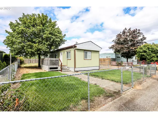 4981 MORELY LOOP, Eugene, OR 97402