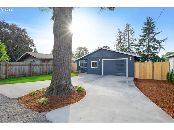 2745 SE 167TH AVE, Portland, OR 97236