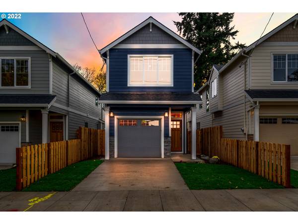 4986 NE 34TH AVE, Portland, OR 97211