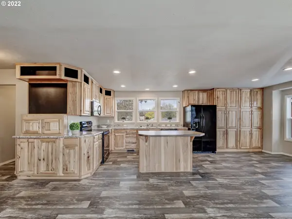 4675 Union TER, Springfield, OR 97478