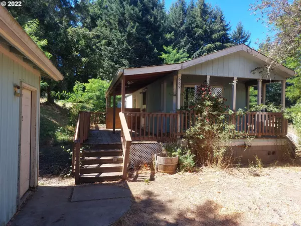 669 CHARLES ST, Yoncalla, OR 97499