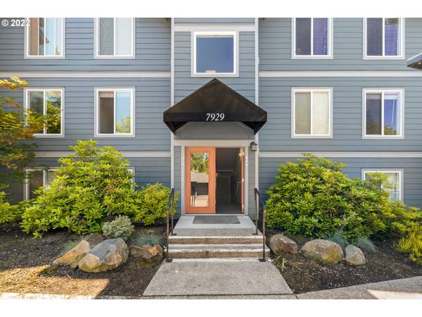 7929 SW 40TH AVE #M, Portland, OR 97219