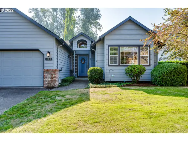 128 CALUMET CIR, Eugene, OR 97404