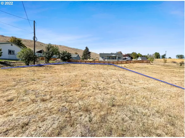 Baker City, OR 97814,103 Foothill DR