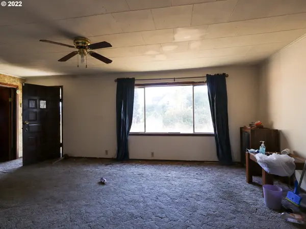 2573 KALMIA ST, Sweet Home, OR 97386