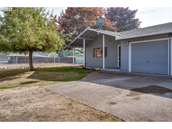 3732 PATTISON ST, Eugene, OR 97402