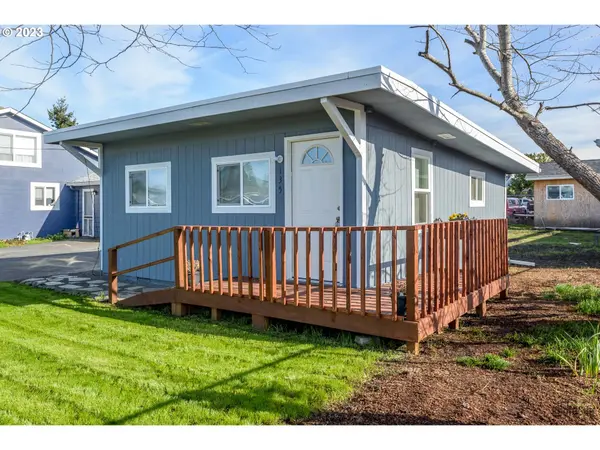 135 38TH ST, Springfield, OR 97478