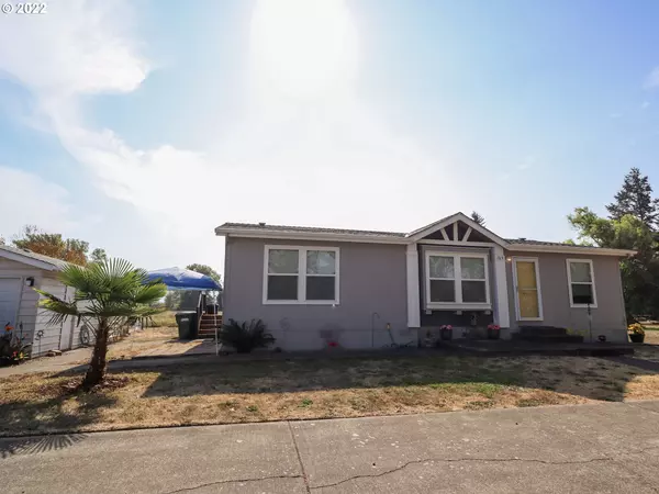 769 TEMPLETON ST, Brownsville, OR 97327