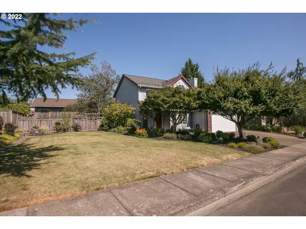 Mc Minnville, OR 97128,2419 NW ANTHONY CT