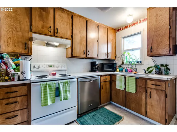 Springfield, OR 97477,715 C ST