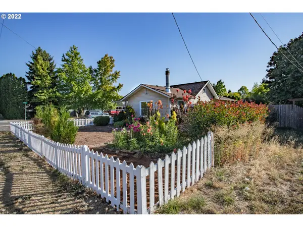 1401 N PARK AVE, Eugene, OR 97404