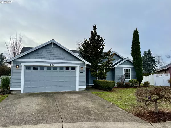 655 N JUNIPER CT, Canby, OR 97013