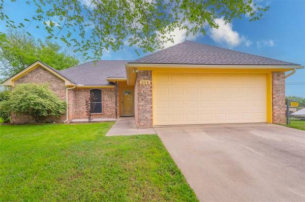 204 Westridge Drive, Springtown, TX 76082