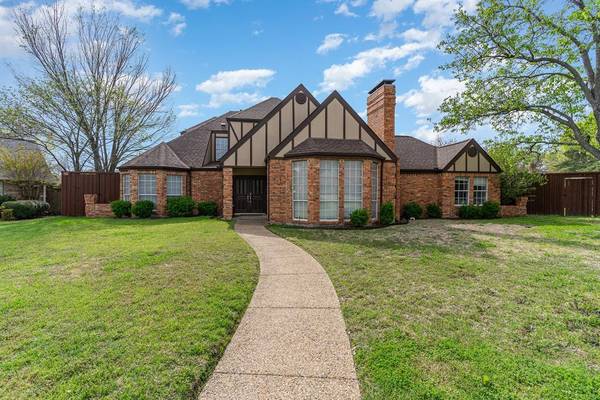 1502 Ambleside Lane, Richardson, TX 75082