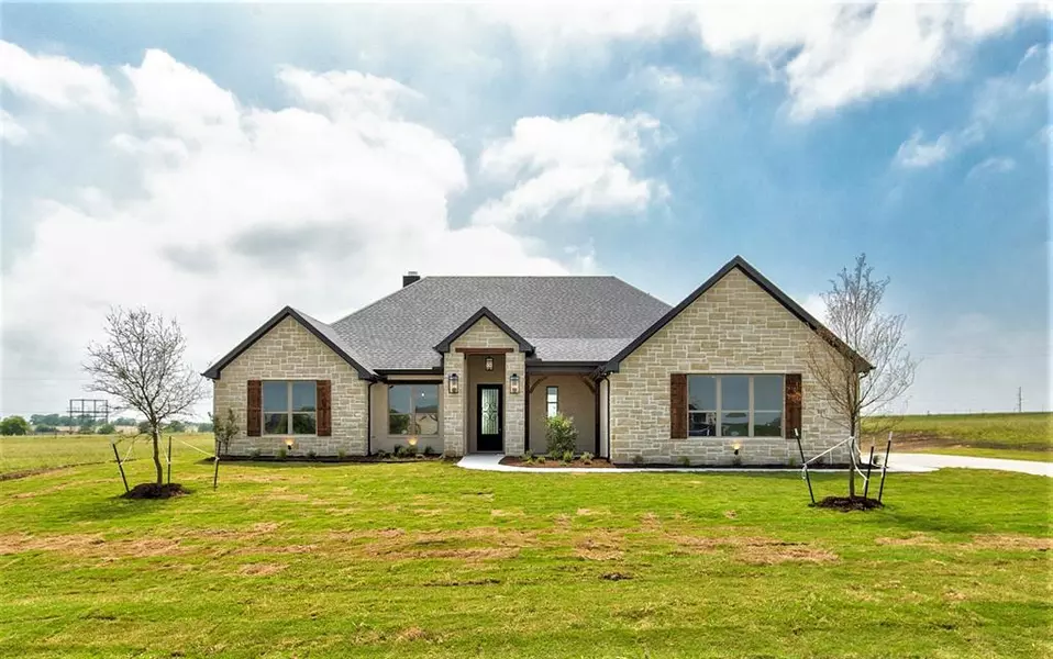 815 Alto Bonito Court, Godley, TX 76044