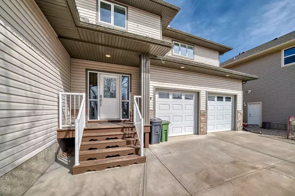 Strathmore, AB T1P 1X6,130 Hillvale CRES