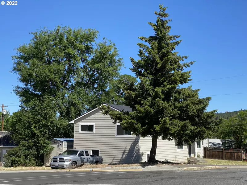 109 S ROOSEVELT, Goldendale, WA 98620