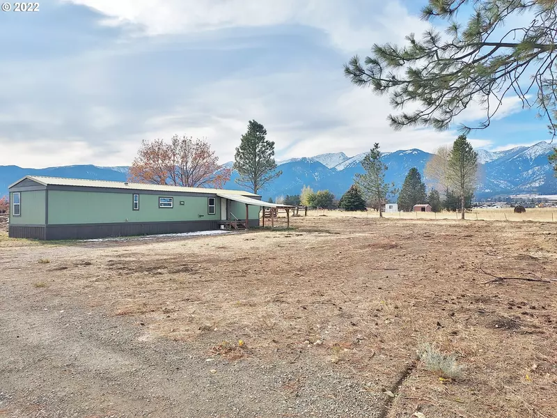 15828 HUNT MTN LN, Baker City, OR 97814