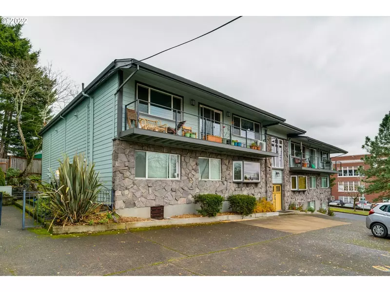 5715 NE SACRAMENTO ST #10, Portland, OR 97213