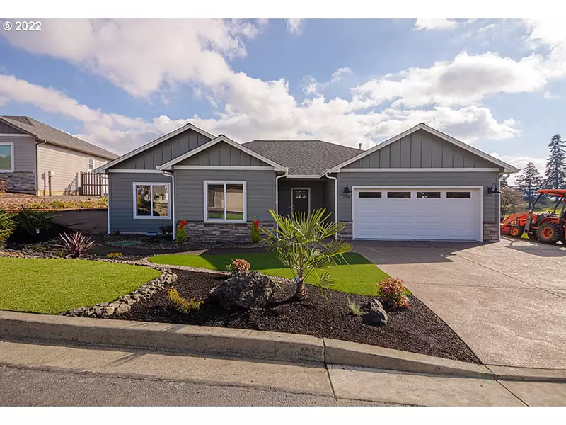 708 SLAZENGER CT, Sutherlin, OR 97479